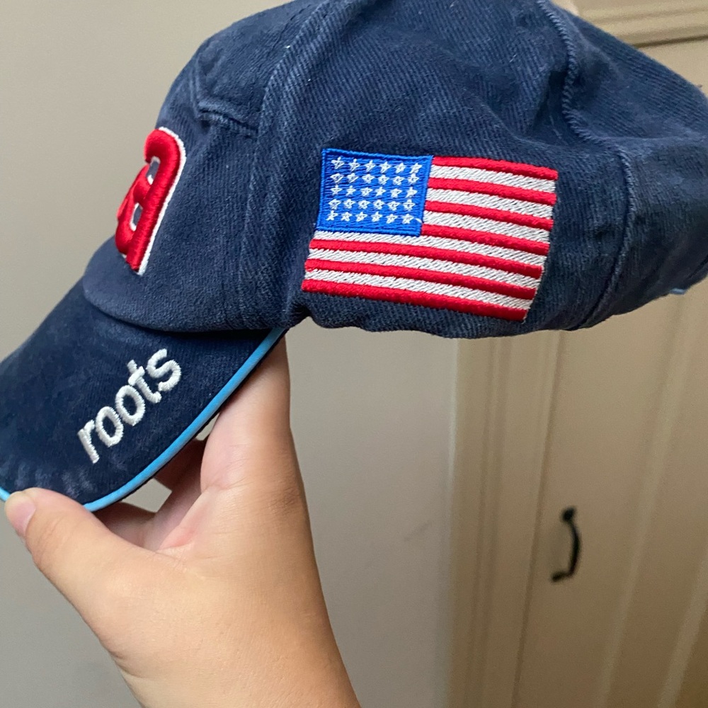 Hat - Picture 2 of 5